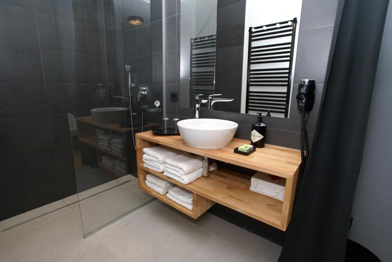 Fingerprint Tree Apartments Загреб Екстериор снимка