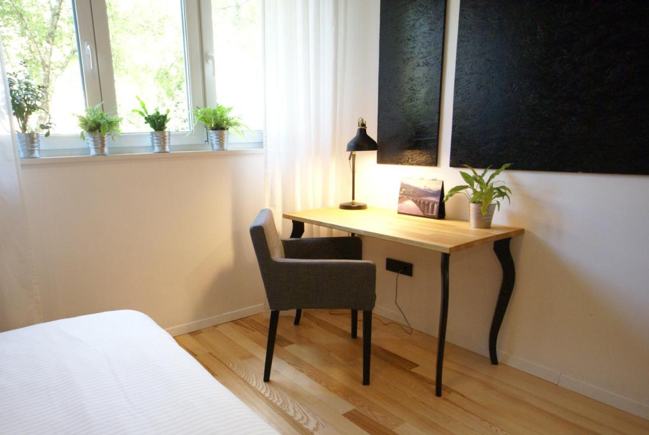 Fingerprint Tree Apartments Загреб Екстериор снимка